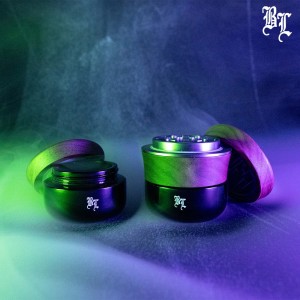 BLACK LEAF Holz Grinder Ø 68 mm 4-teilig mit Violettglas