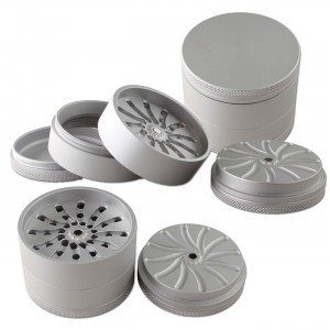 BLACK LEAF Masher Grinder Ø 53 mm 4-teilig silber