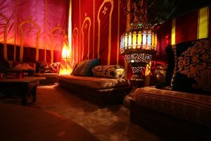 Shisha Bar Mainz Medina Lounge Orientalische Lampe Couch