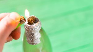 wie baue ich eine bong smokestars köpfchen anzünden